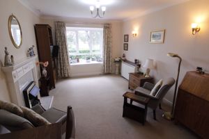 Lounge- click for photo gallery